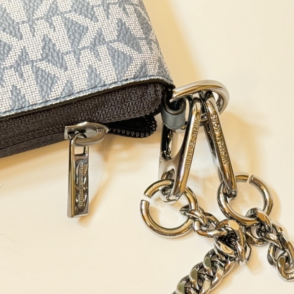 Michael Kors Cooper Ombre Zip Around Wallet MK Denim - Picture 6 of 13